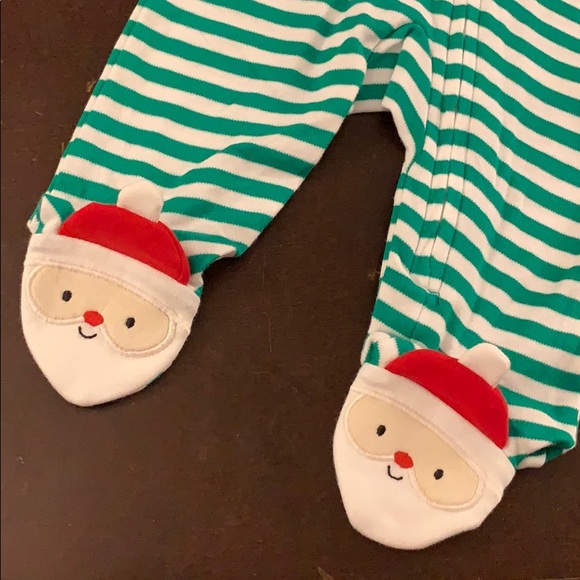 Carter’s 6m Footie Onesie with Matching Hat - Picture 3 of 8